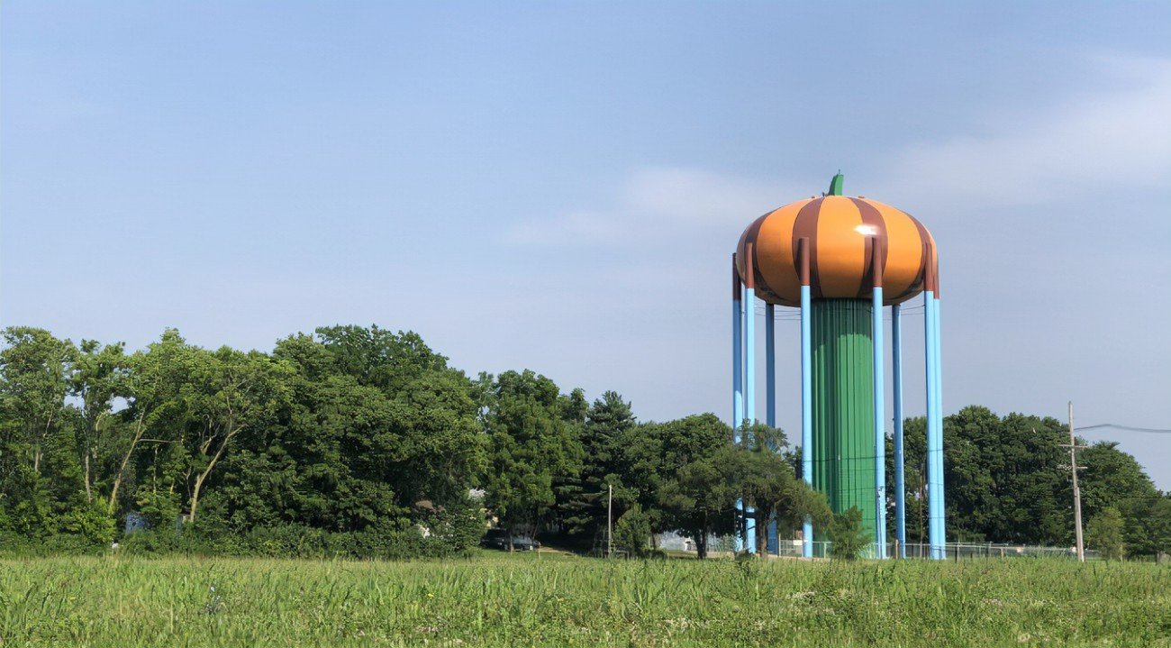 Circleville Ohio Water Tower, American Silo Art