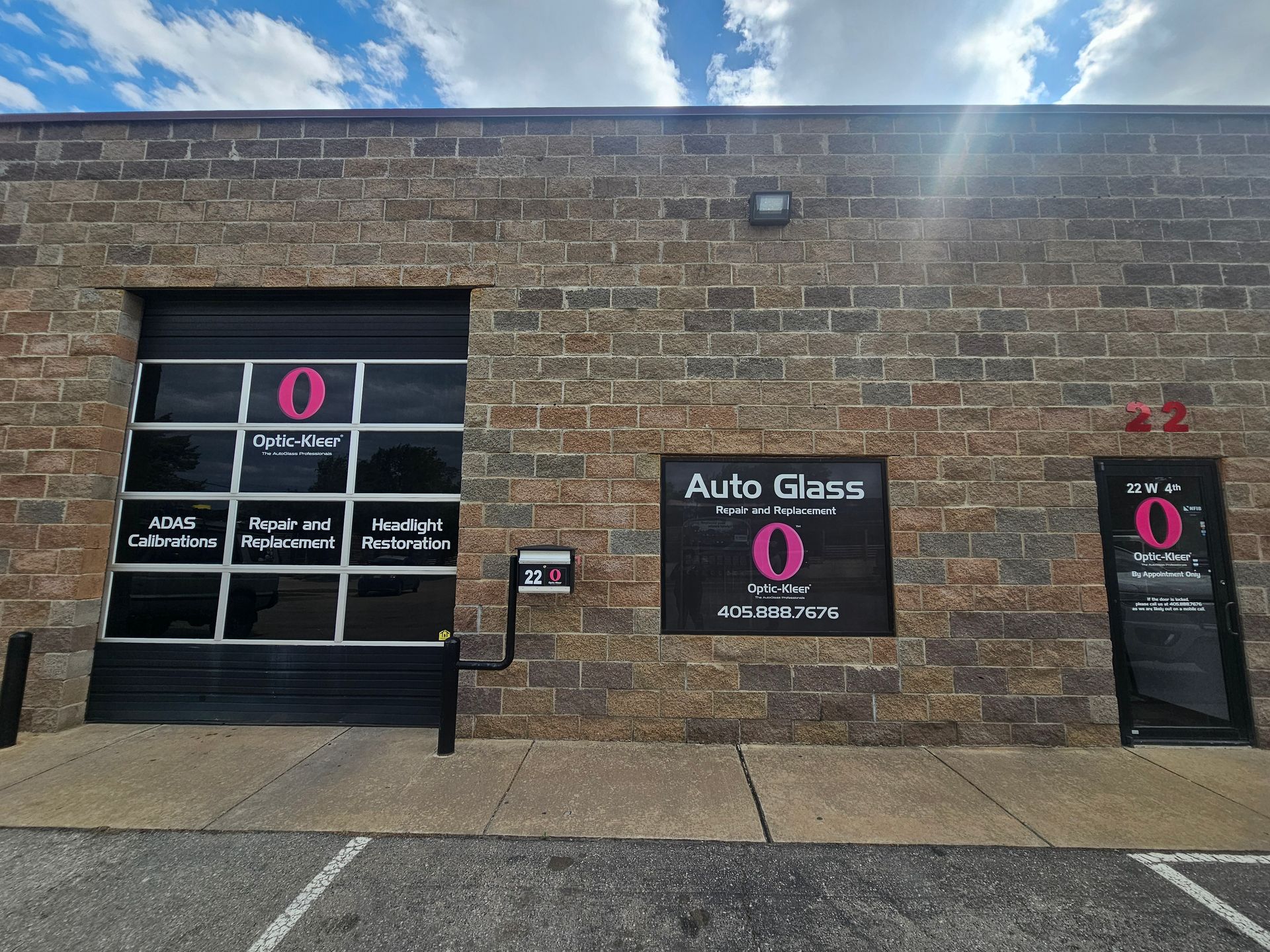 Honda accord windshield repair near Edmond, OK