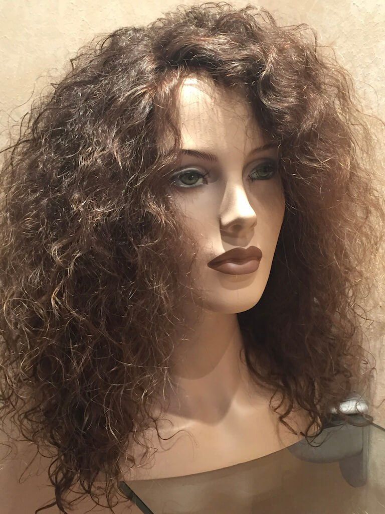 parrucca capelli propri ricci lunghi