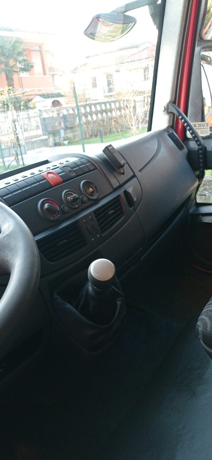 pulizia interni auto