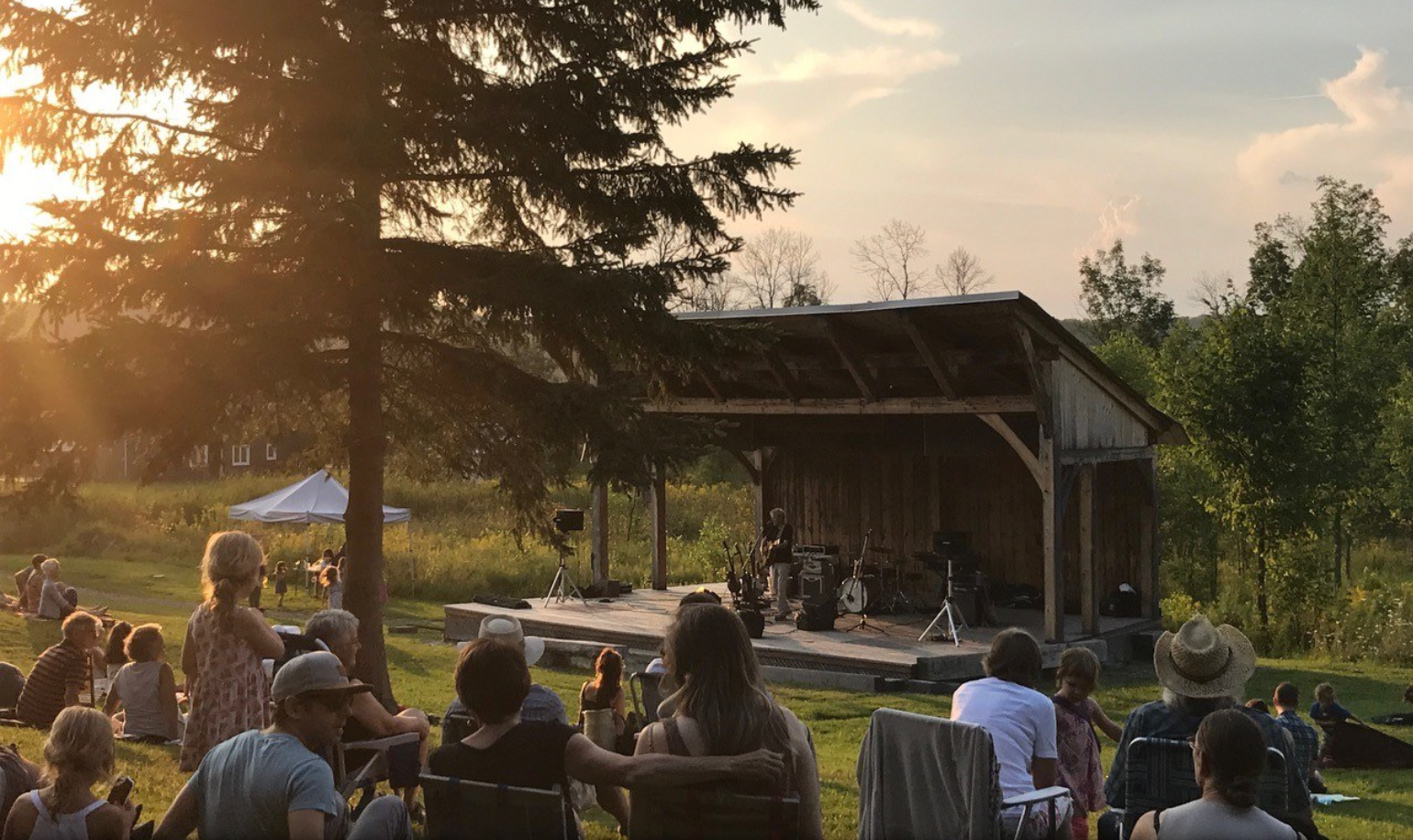 14 Things to do in Wakefield Quebec: A Zen Weekend Getaway at 'Suite Modern Nature' Accommodations