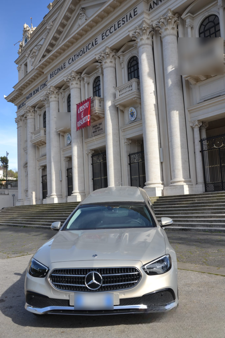 Autofunebre Merceds-Benz