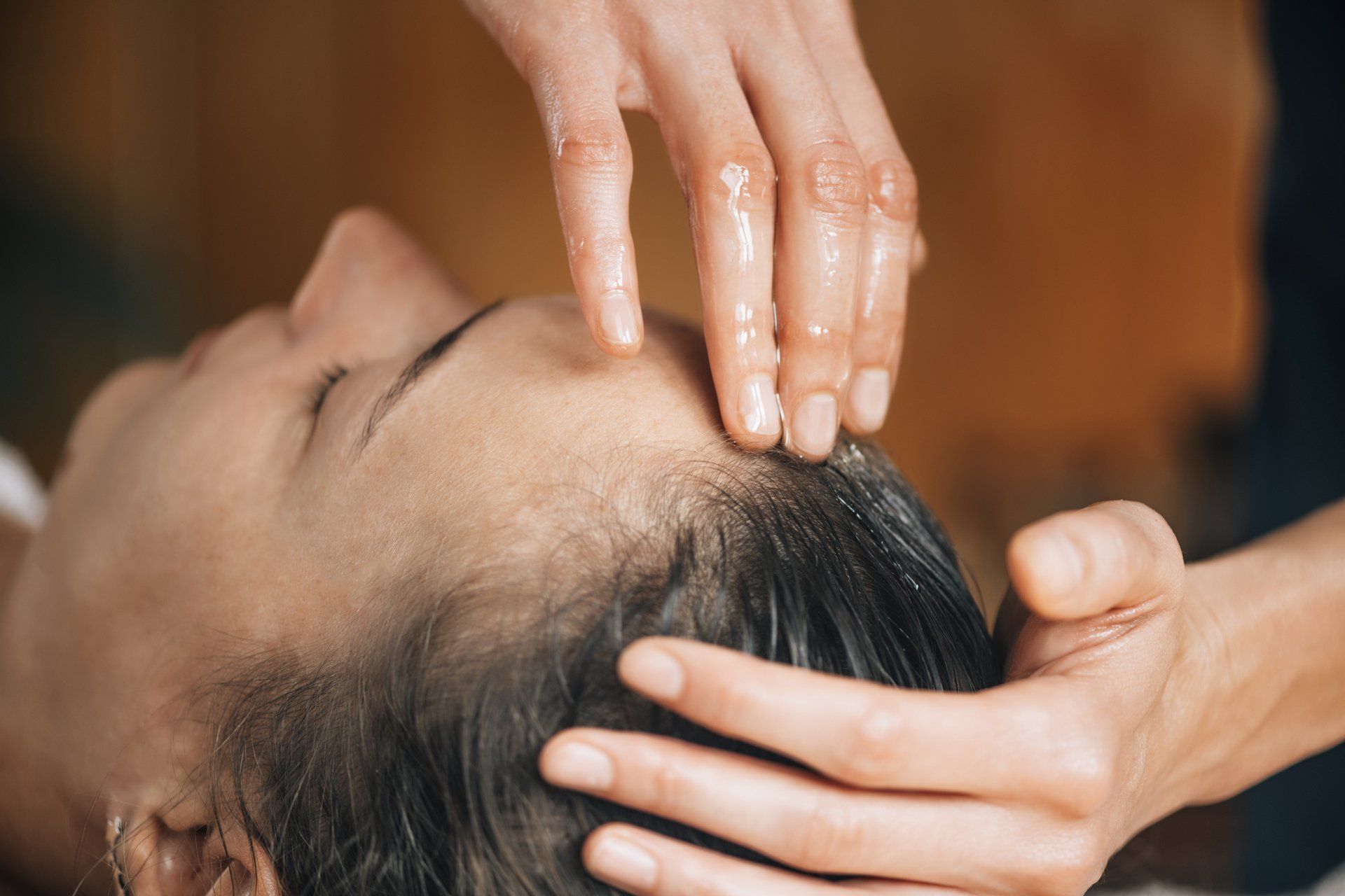 Natural Hair Oil Massage — Tucson, AZ — Dalina’s Threading & Skincare
