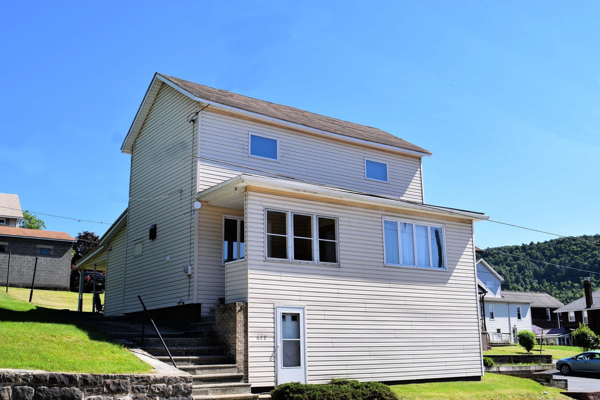 Guesthouse | Charles O. Dimond Funeral Home, Inc.