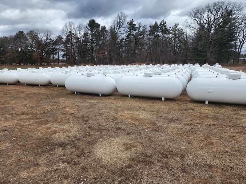 Tank Containers — Waupaca, WI — L & L PROPANE