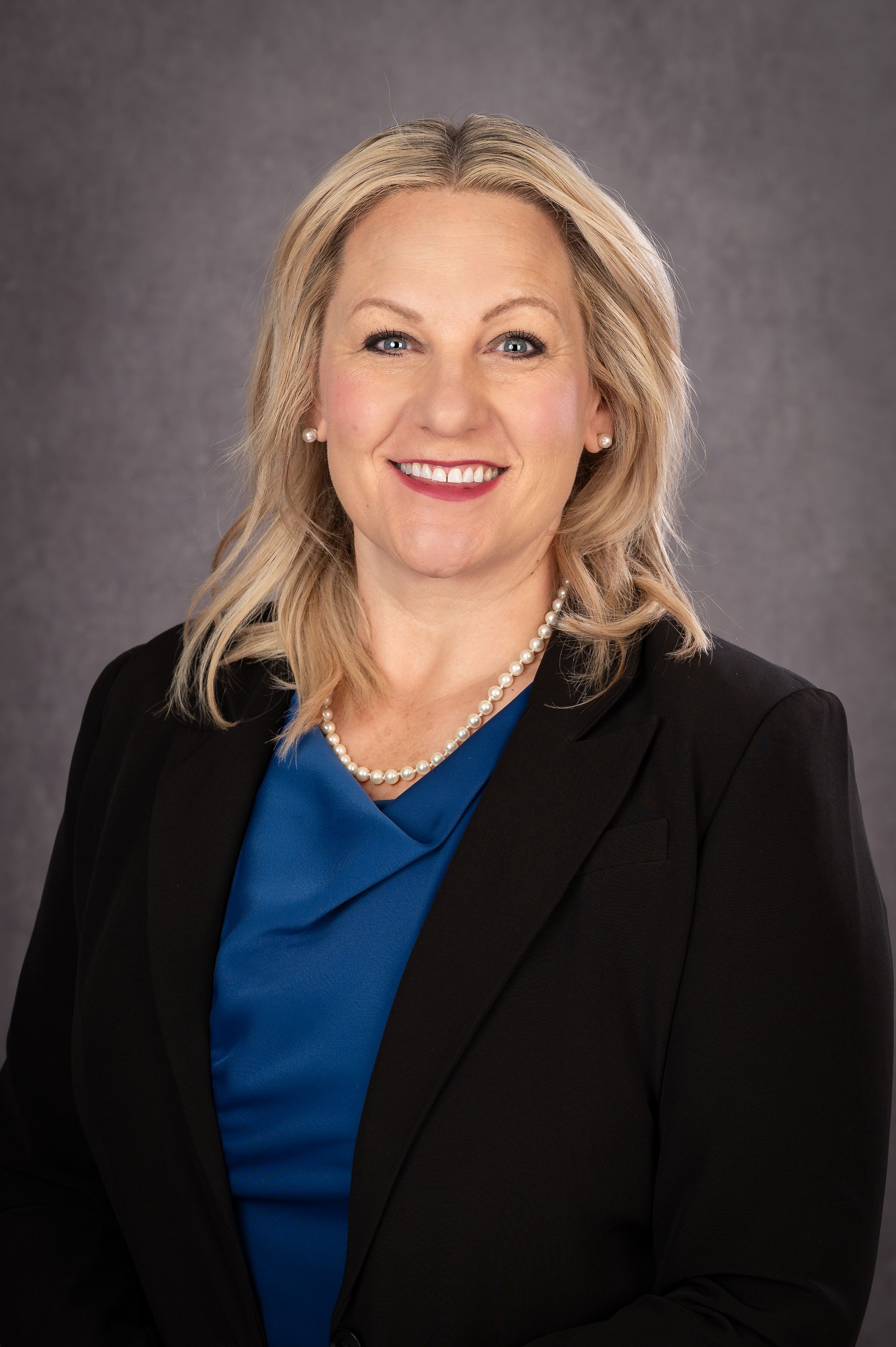 Photo of Kristine Sylvester