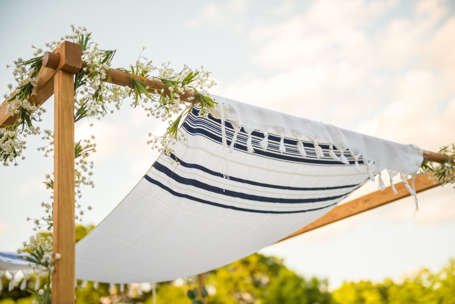 chuppah canopy at a Jewish wedding