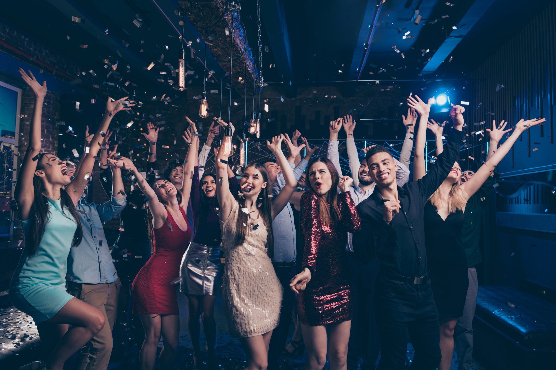 how to choose a venue for prom
