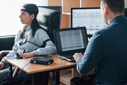 Evaluating the Accuracy of Polygraph Lie Detector Machines