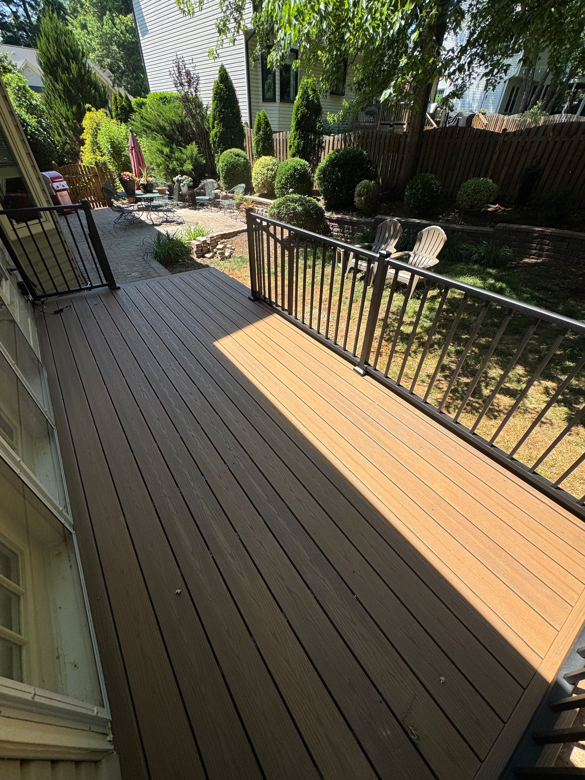 Fiberon Deck with Aluminum Handrail in Leesburg, VA