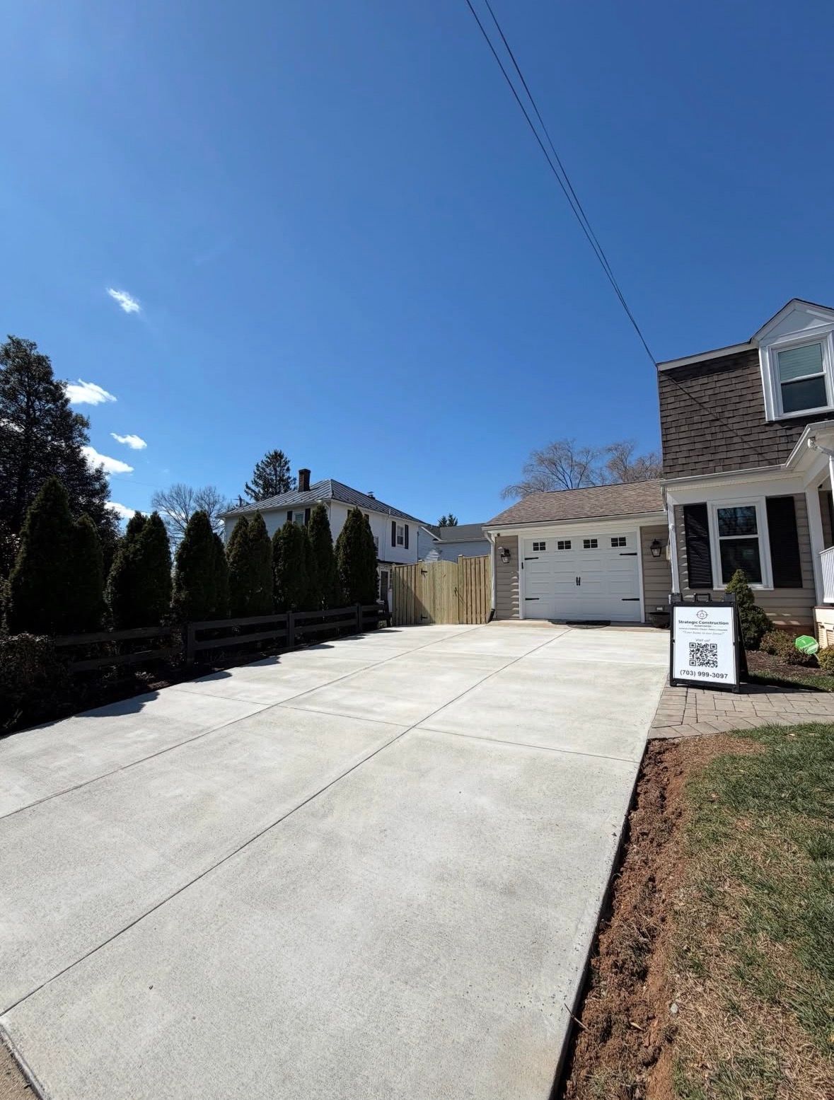 Brushed/Broomed concrete and patio driveway in Leesburg, VA