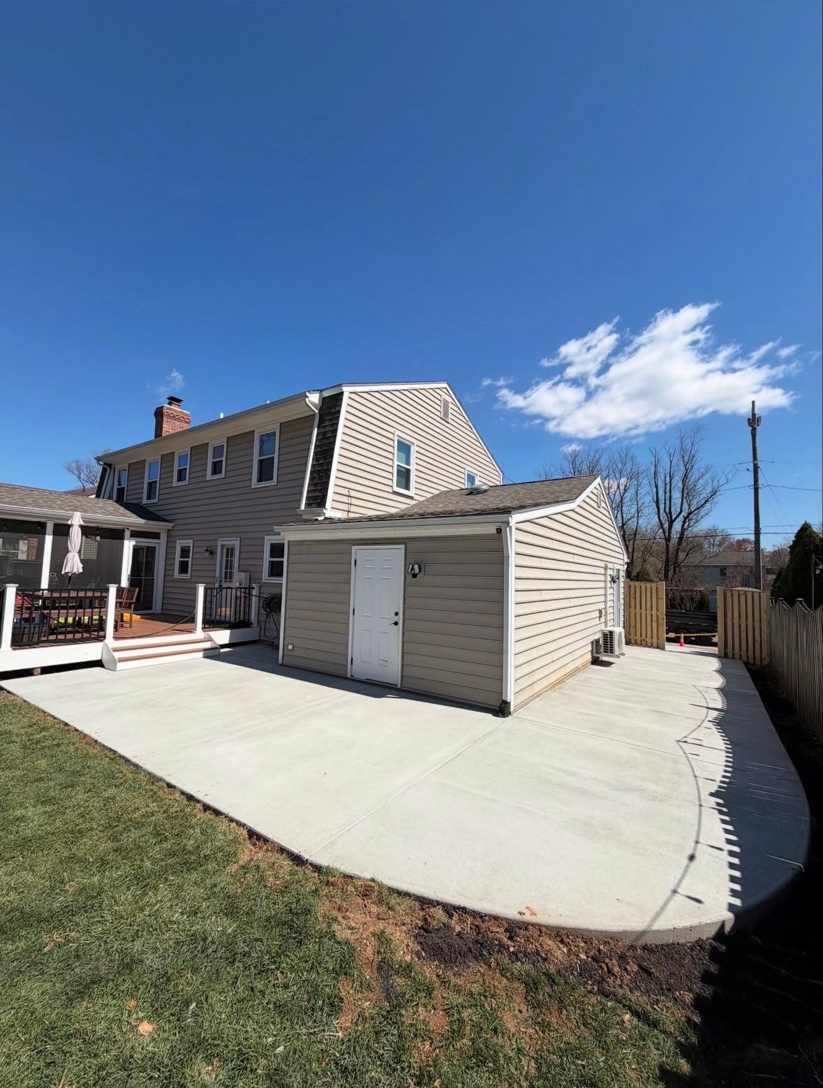 Brushed/Broomed concrete and patio driveway in Leesburg, VA