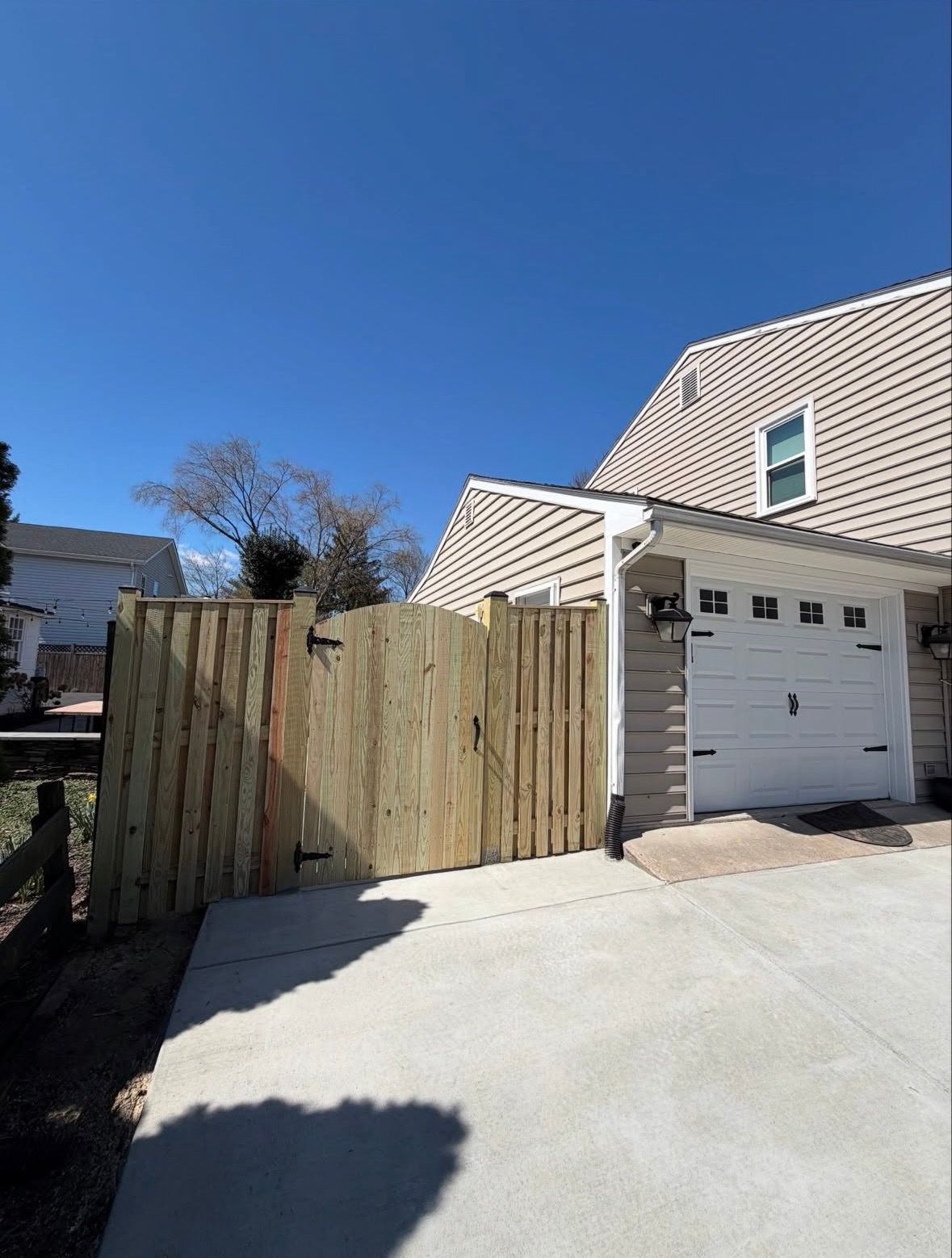 Brushed/Broomed concrete and patio driveway in Leesburg, VA