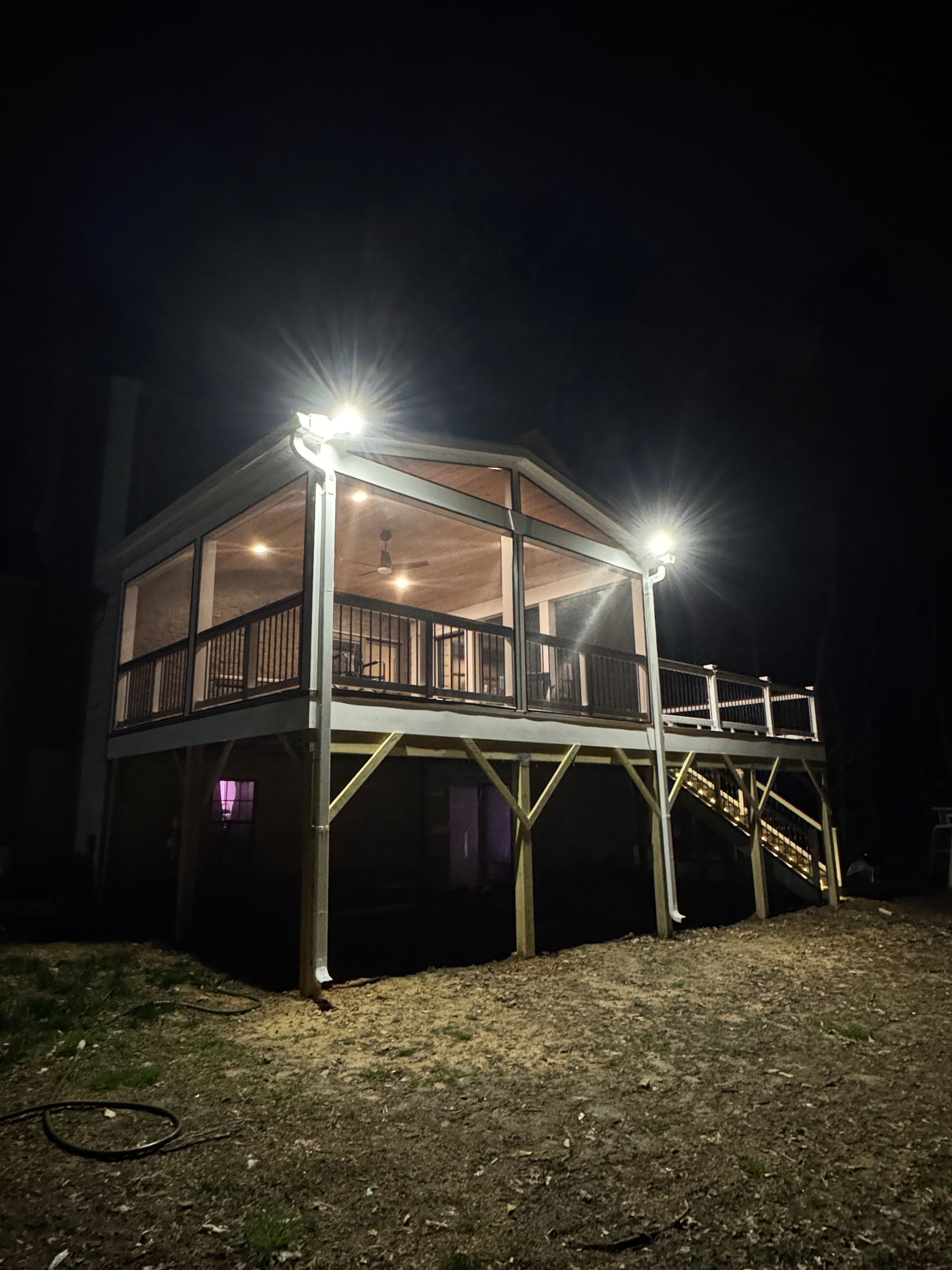 Timbertech screened-in porch and deck in Fairfax, VA