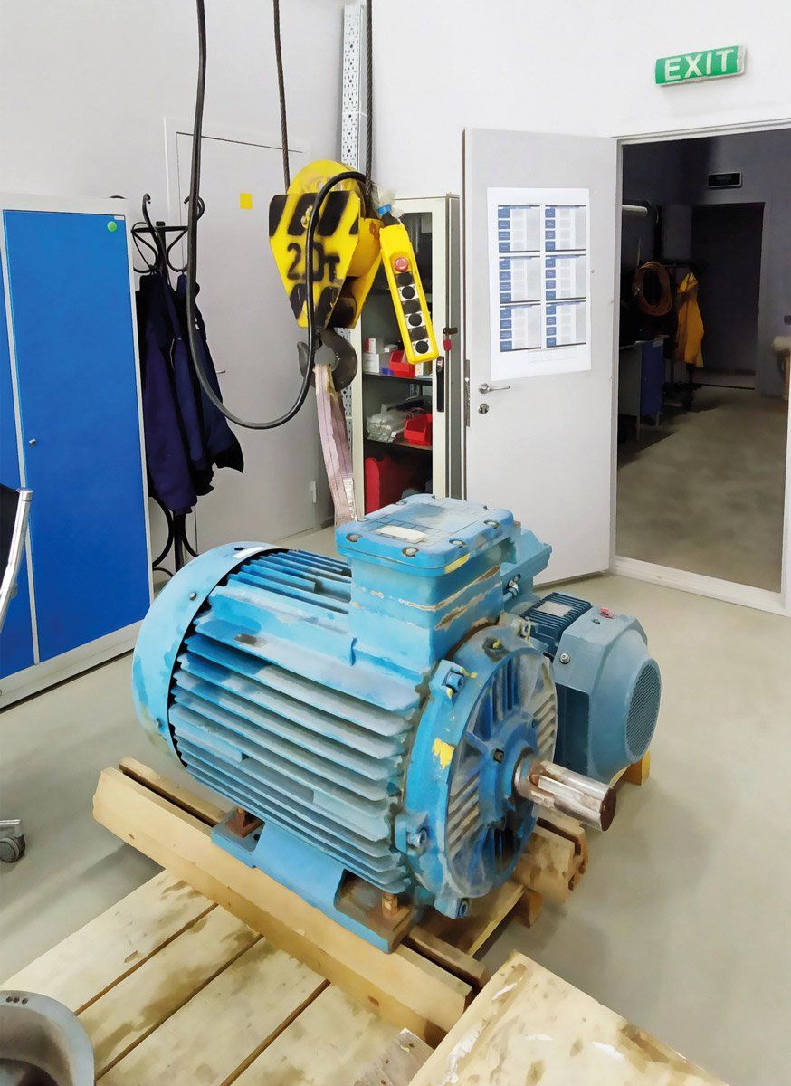 Blue Electric Motor — Albertville, AL — Albertville Electric Motor Service Inc Blue Electric Motor — Albertville, AL — Albertville Electric Motor Service Inc