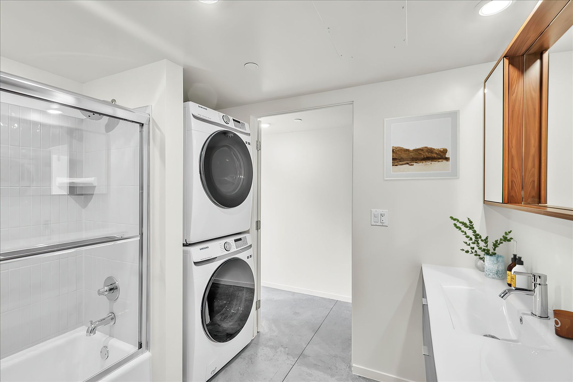 Studio Mezzanine, Bathroom and Laundry
