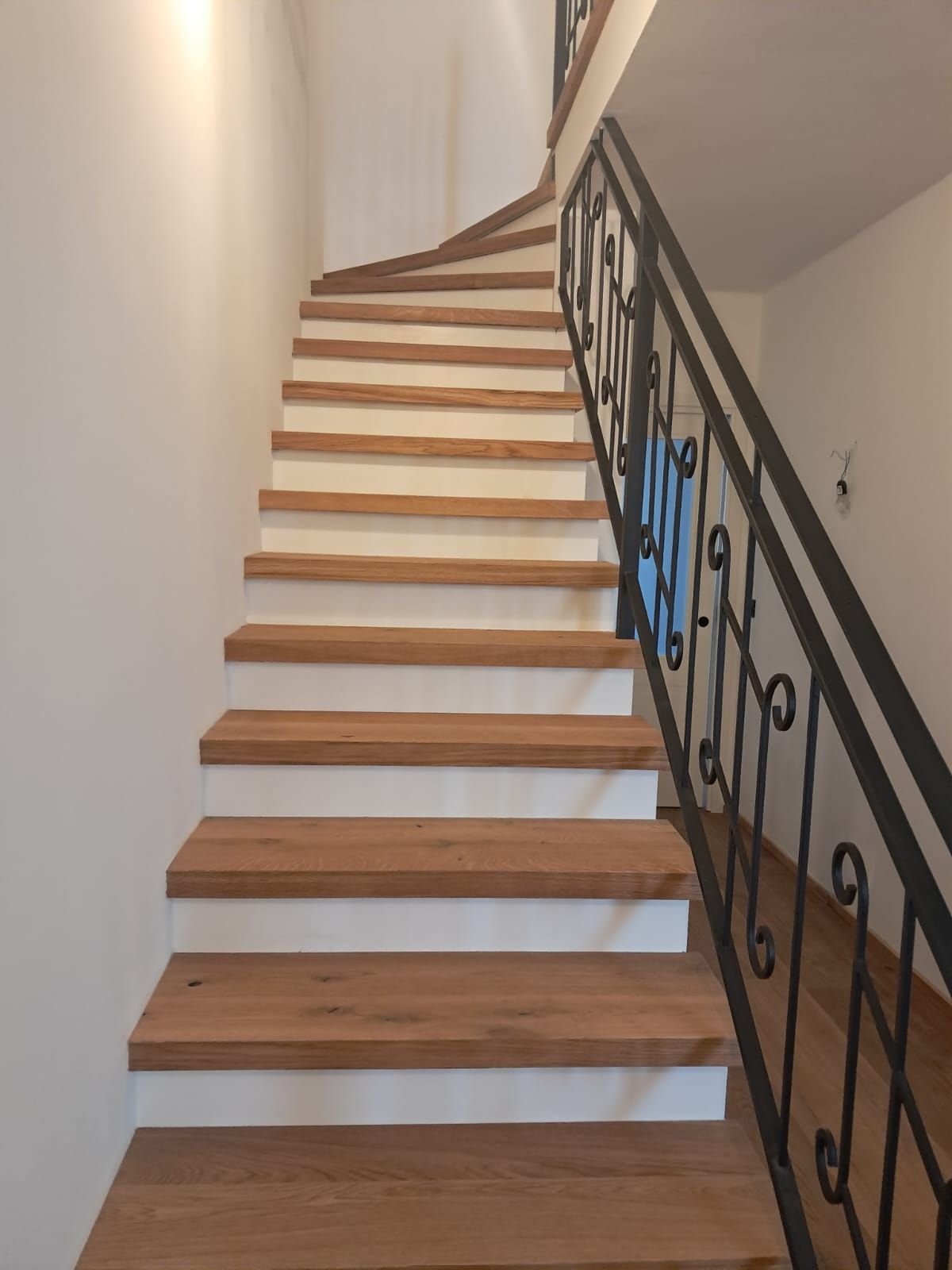 Rivestimento scale in legno in Lombardia, Piemonte e Valle d'Aosta