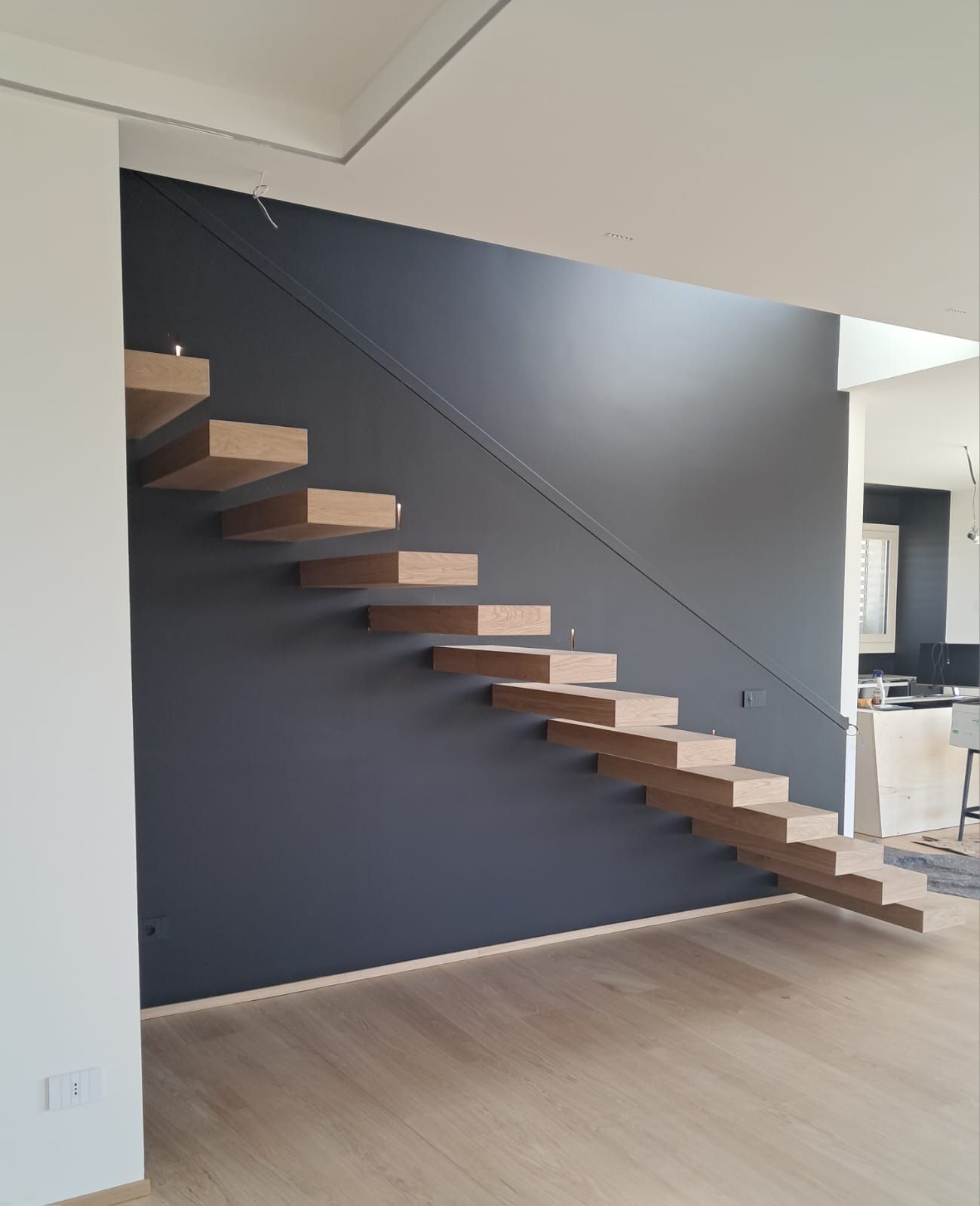 Rivestimento scale in legno in Lombardia, Piemonte e Valle d'Aosta