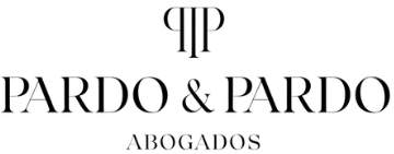 Logotipo de Pardo & Pardo, abogados. Texto negro con un