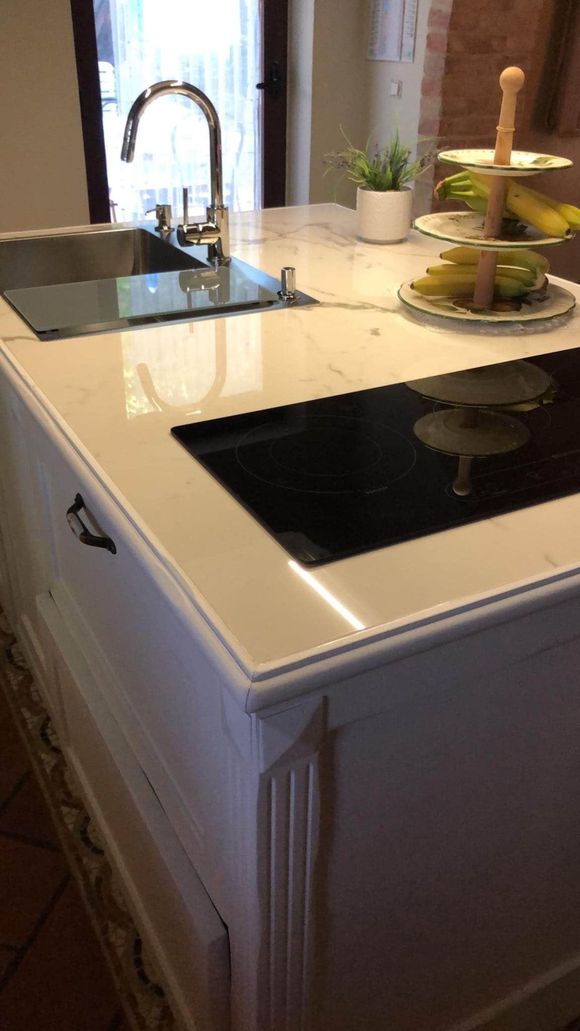 superficie cucina in marmo