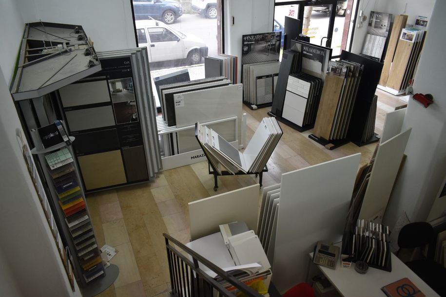 listoni pavimenti in showroom