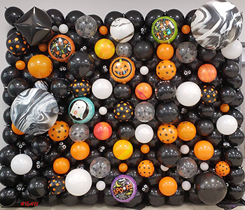 Halloween Balloon Wall