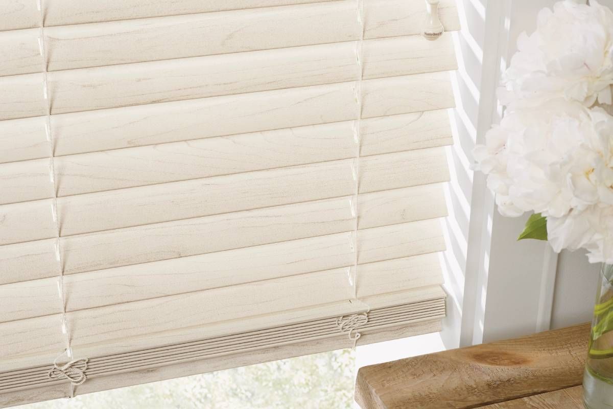 Hunter Douglas EverWood® Faux Wood Blinds near Elkhorn, Nebraska (NE)
