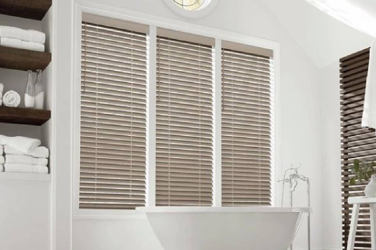 Wood and Metal Blinds, Hunter Douglas Everwood® Alternative Wood Blinds, wood blinds, near Omaha, Nebraska (NE)