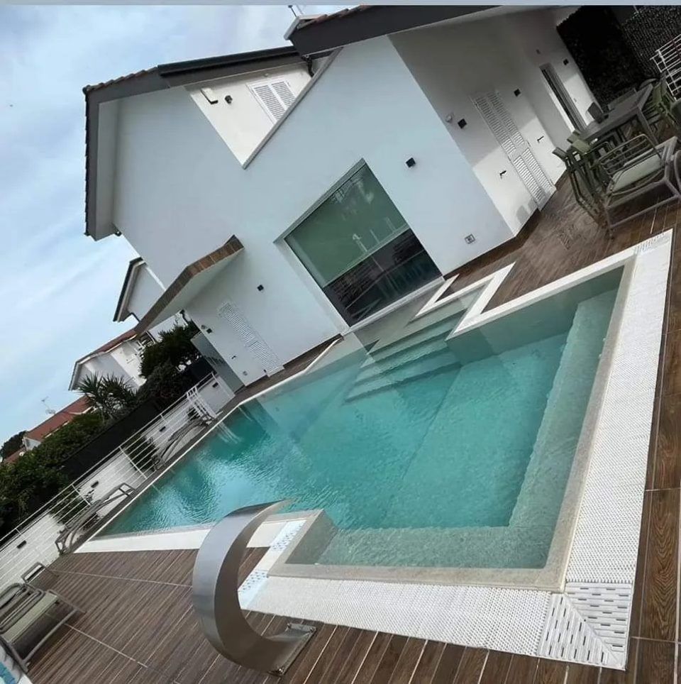 costruzione di piscine a Napoli