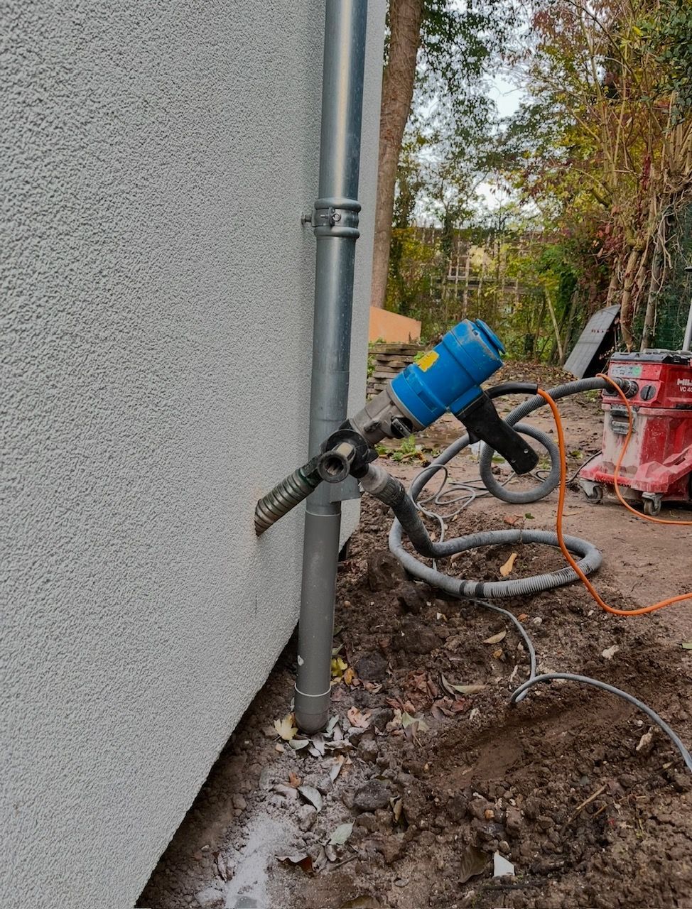Beton boren, Beton zagen, Electra frezen. Beton frezen. Draagmuur verwijderen. Kruipluik zagen. Kruipruimte ventilatie.