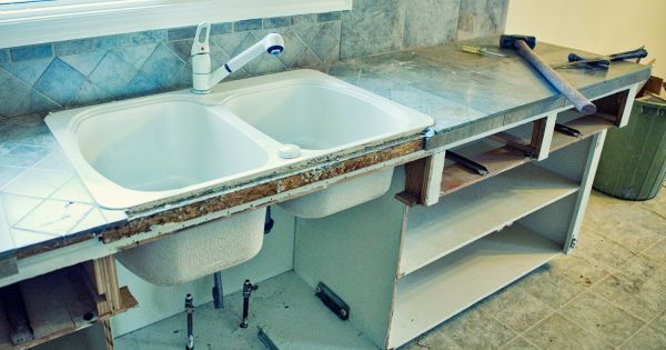 why is my kitchen sink leaking