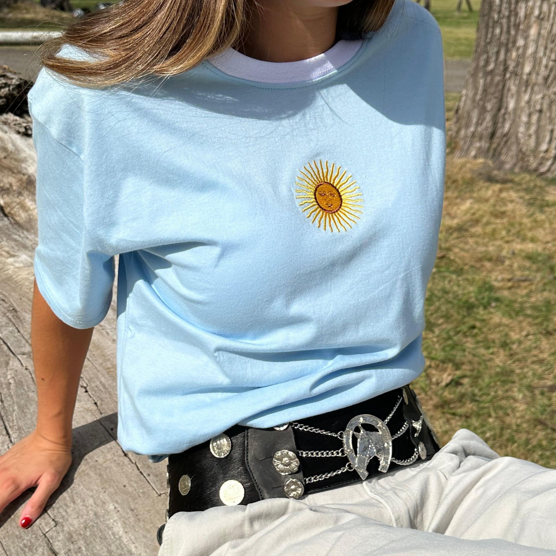 REMERA SOL DE MAYO LISA