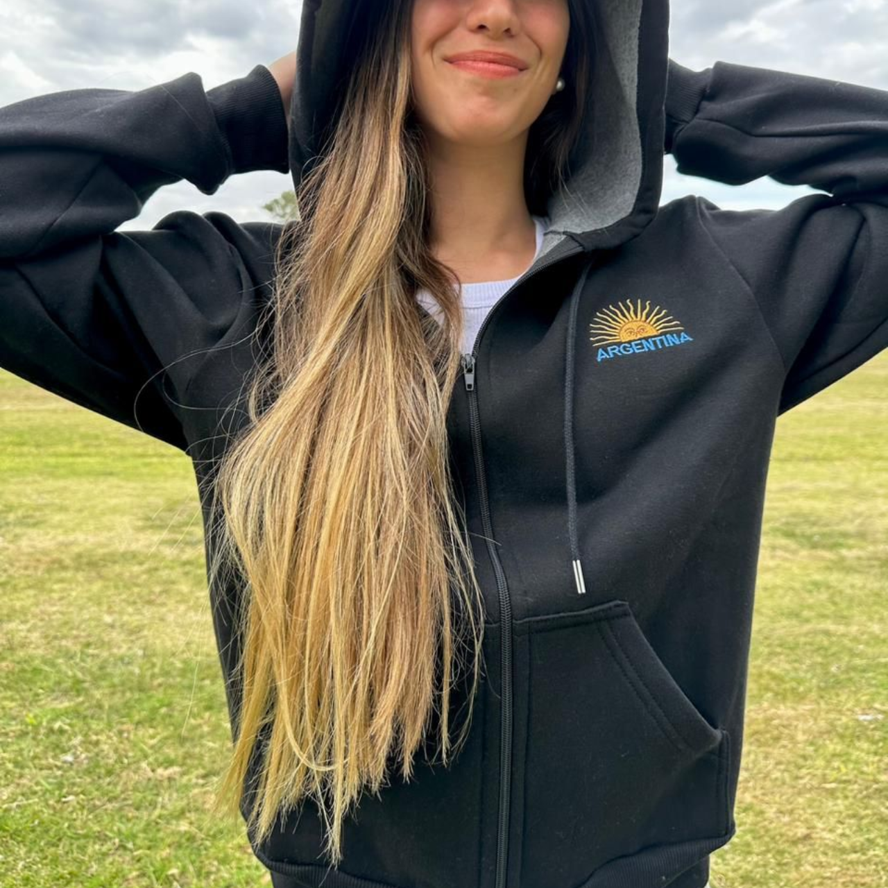 CAMPERA SOL DE MAYO STOCK LIMTADO