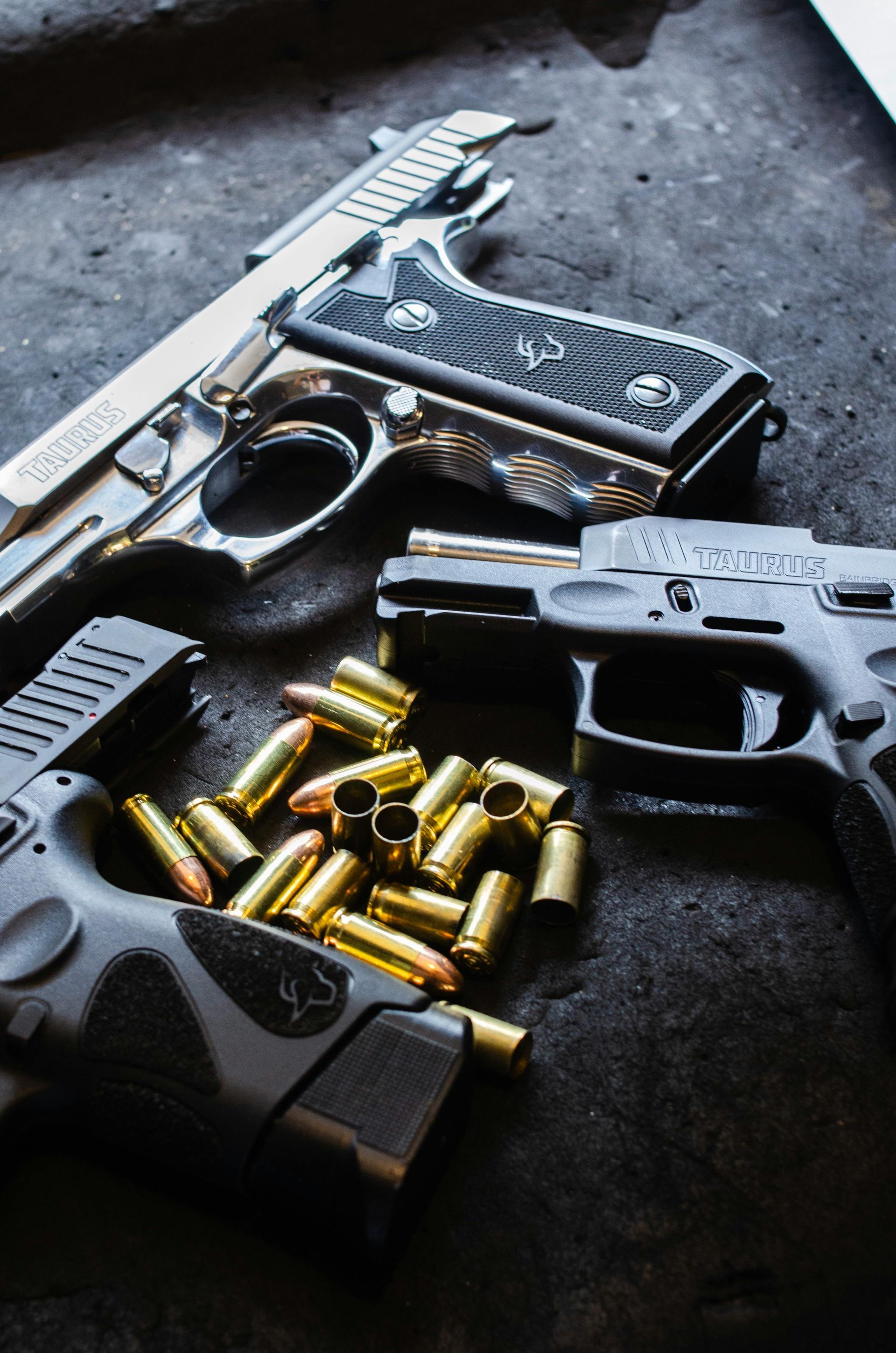 Gun