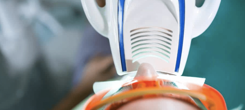 zom teeth whitening