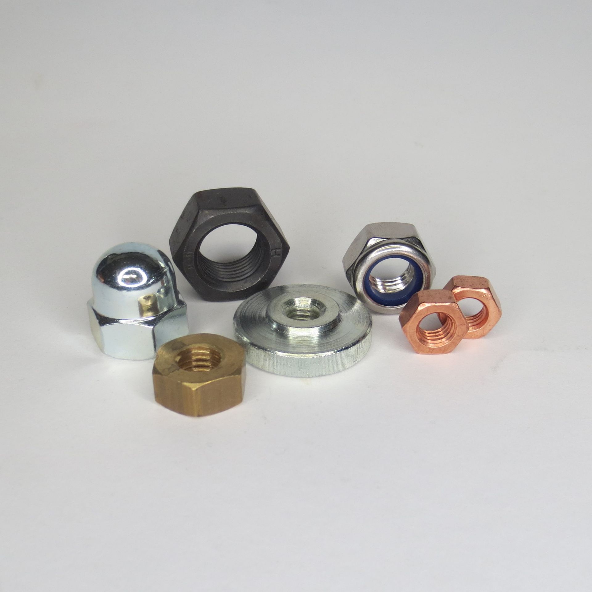 Muttern für Maschinenschrauben, Vierkantmuttern, Sechskantmuttern, mit metrischem Standardgewinde, Feingewinde und Grobgewinde