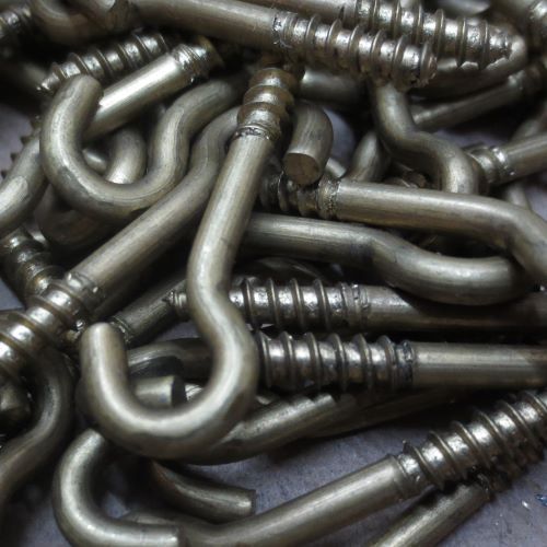 Schrauben mit Haken, rund und eckig