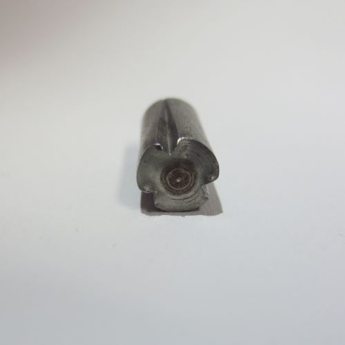 DIN 1471 ~ISO 8744: Kegelkerbstift
Ø 1,5 mm - 8 mm
in Stahl blank, auch in Edelstahl A2