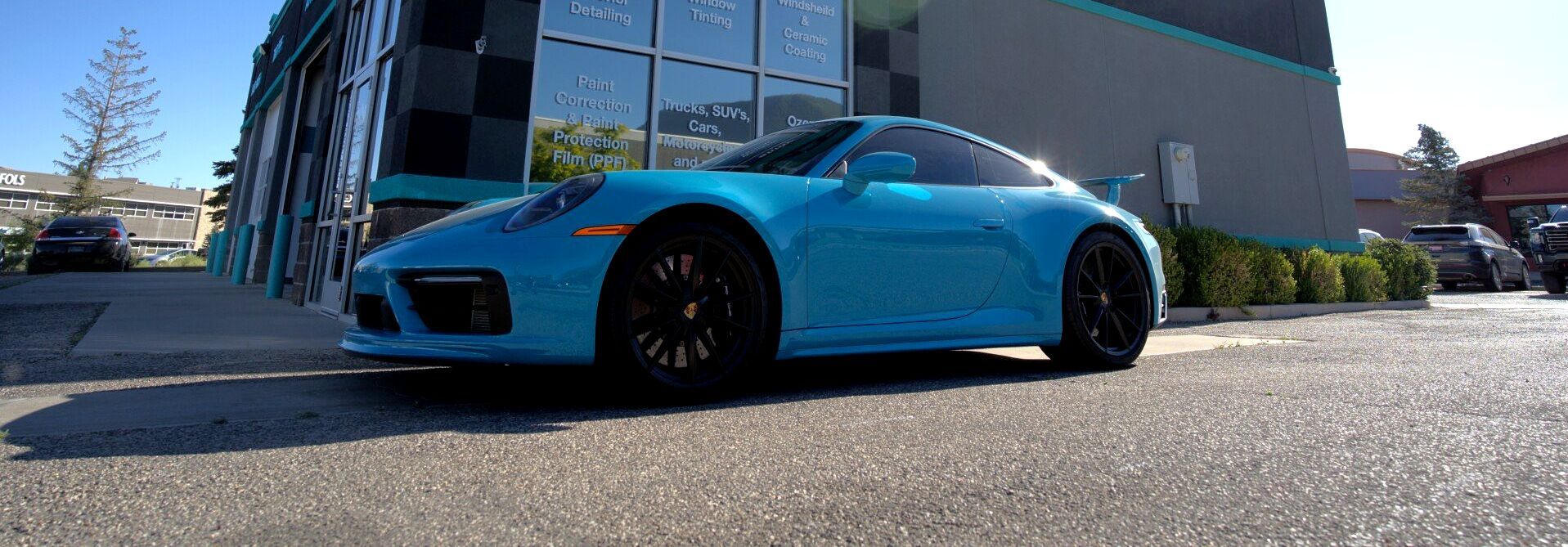 Auto detailing service