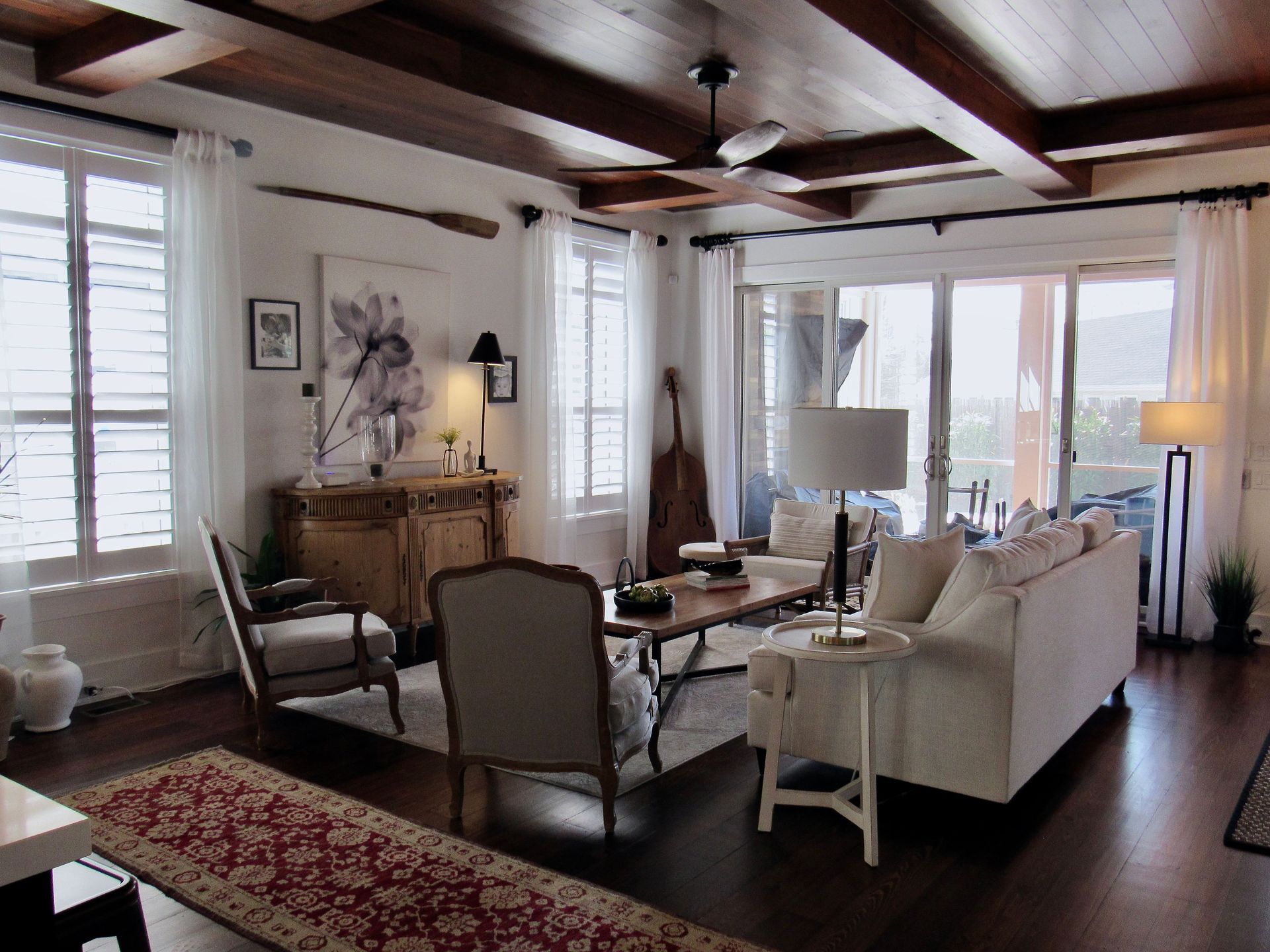 Room that is spacious with custom architectural detailsRoom that is spacious with custom architectural details
