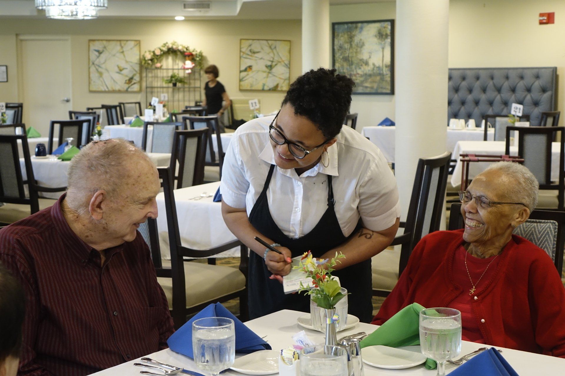 Dining — Independent Living Services in Saint Charles, MO