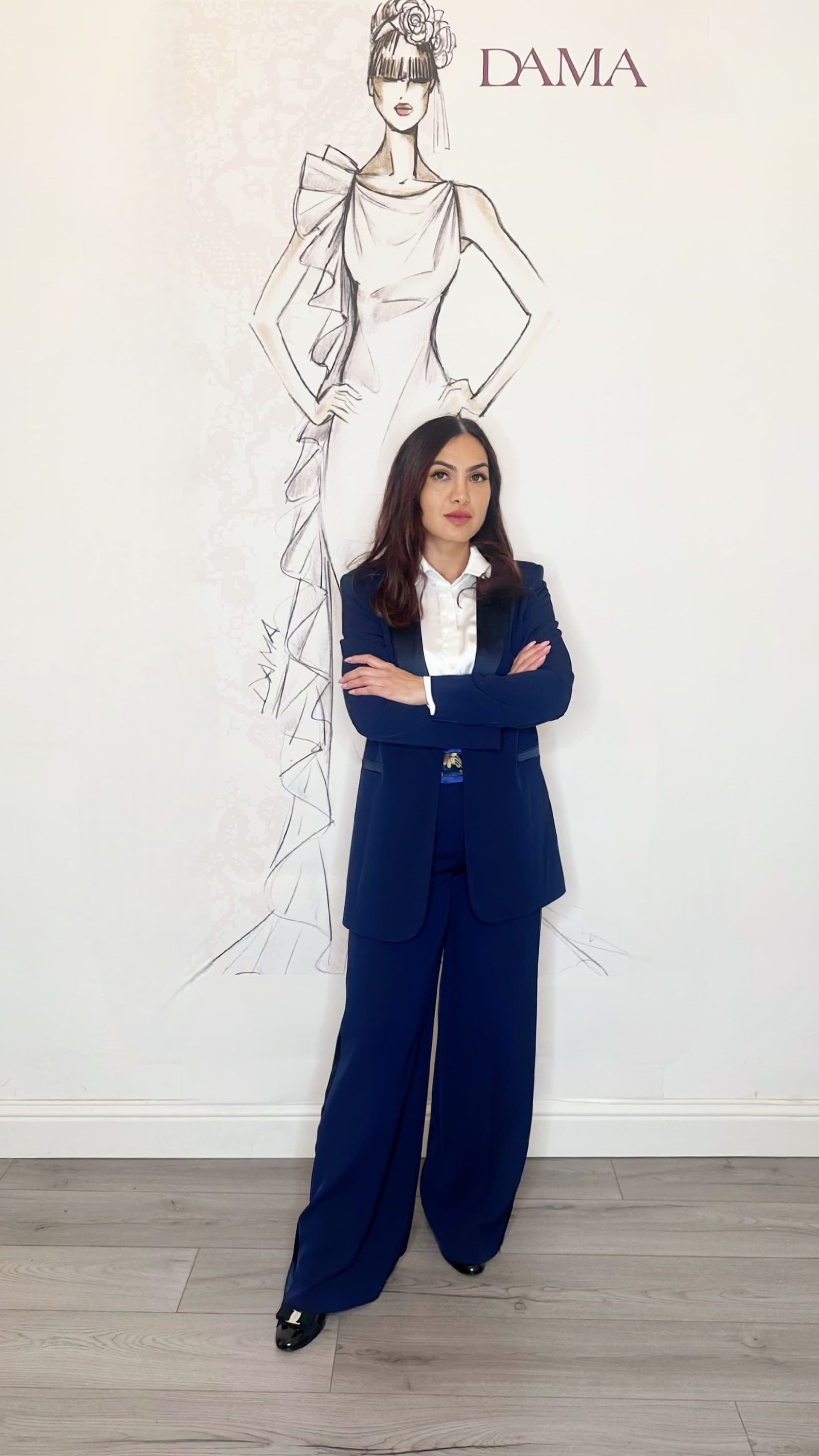 Pantalone palazzo con dettaglio raso