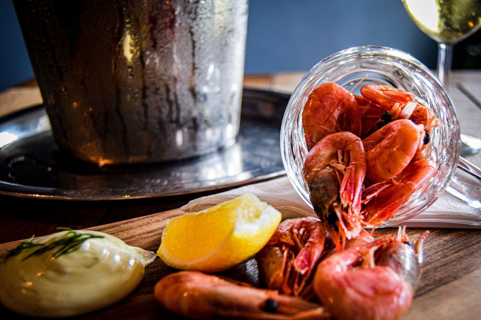 Half pint of shell on prawns.