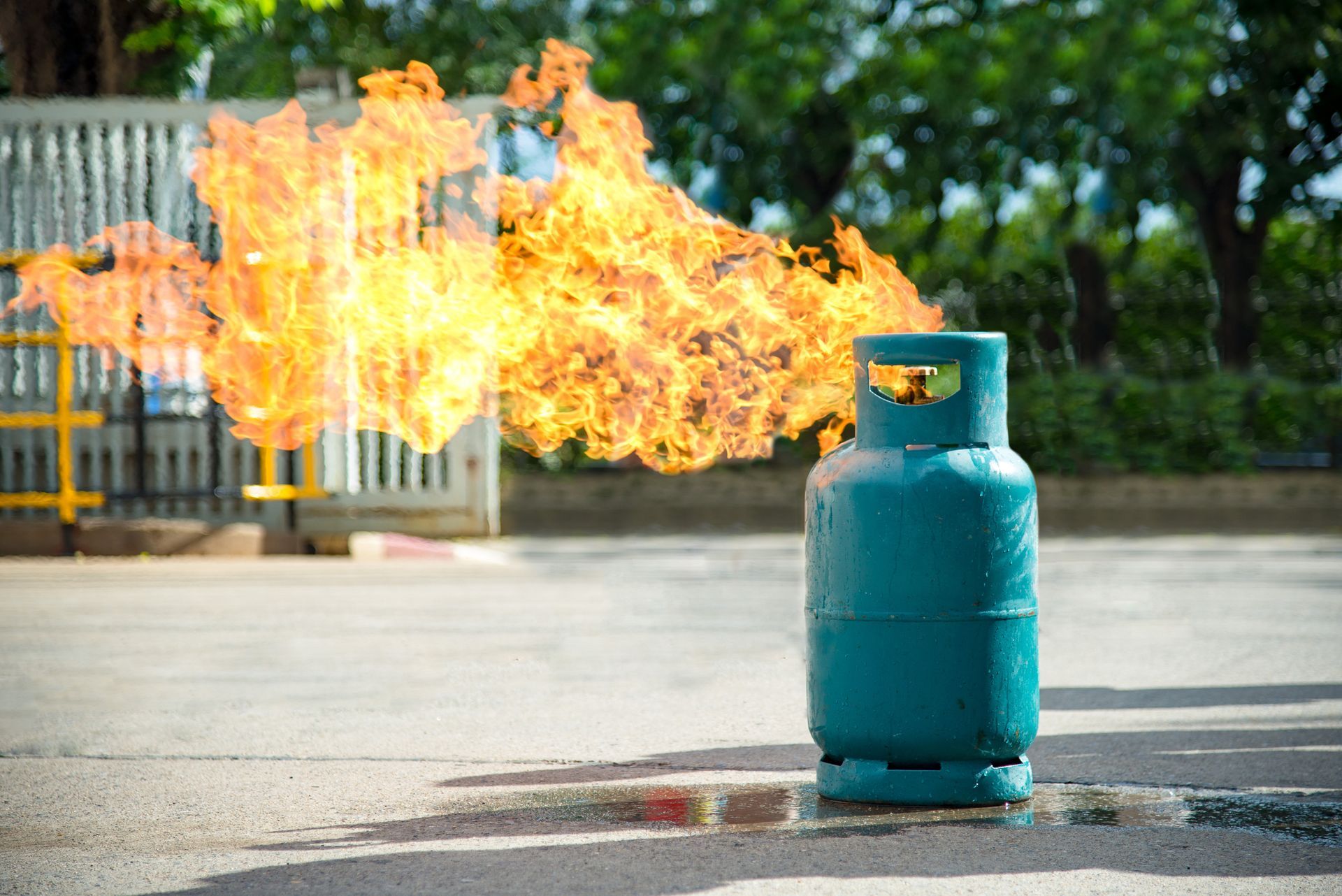 Gas Flame From Gas Tank — Middletown, NY — Blue Flame Propane Gas Flame From Gas Tank — Middletown, NY — Blue Flame Propane