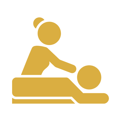Eine Person, die von einem Massagetherapeuten massiert wird, dargestellt durch goldene Symbole.