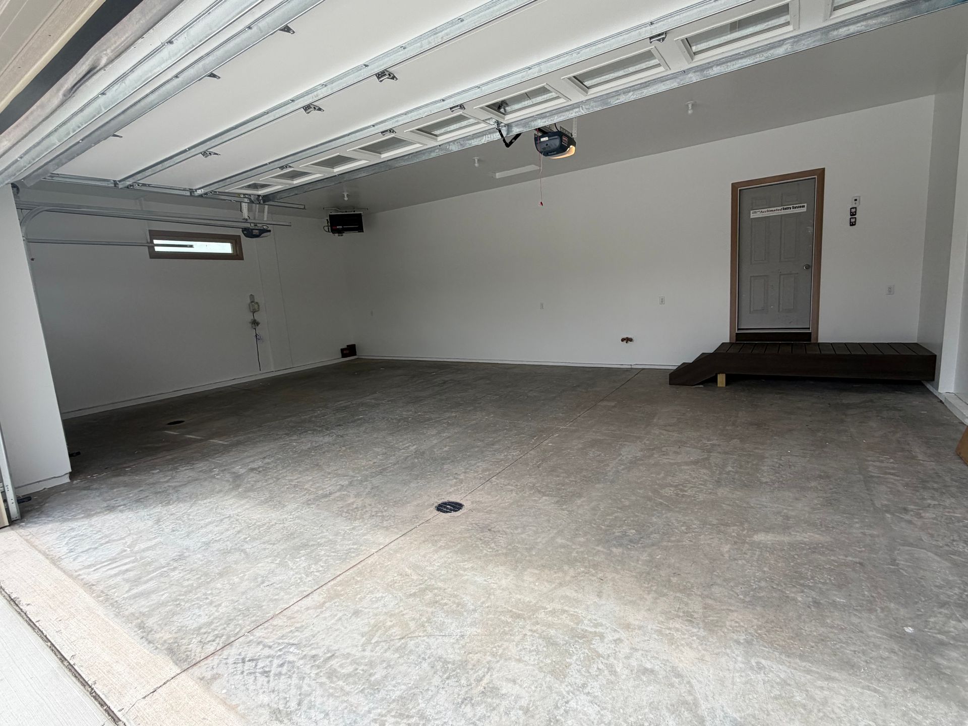 image of 3-stall open garage