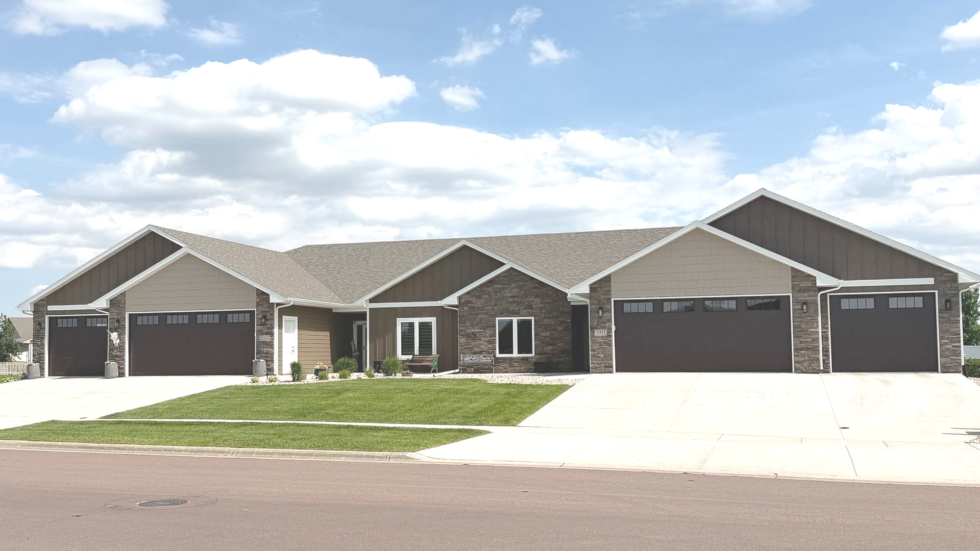 Ranch style twin home community in Sioux Falls SD built by Joshua Homes