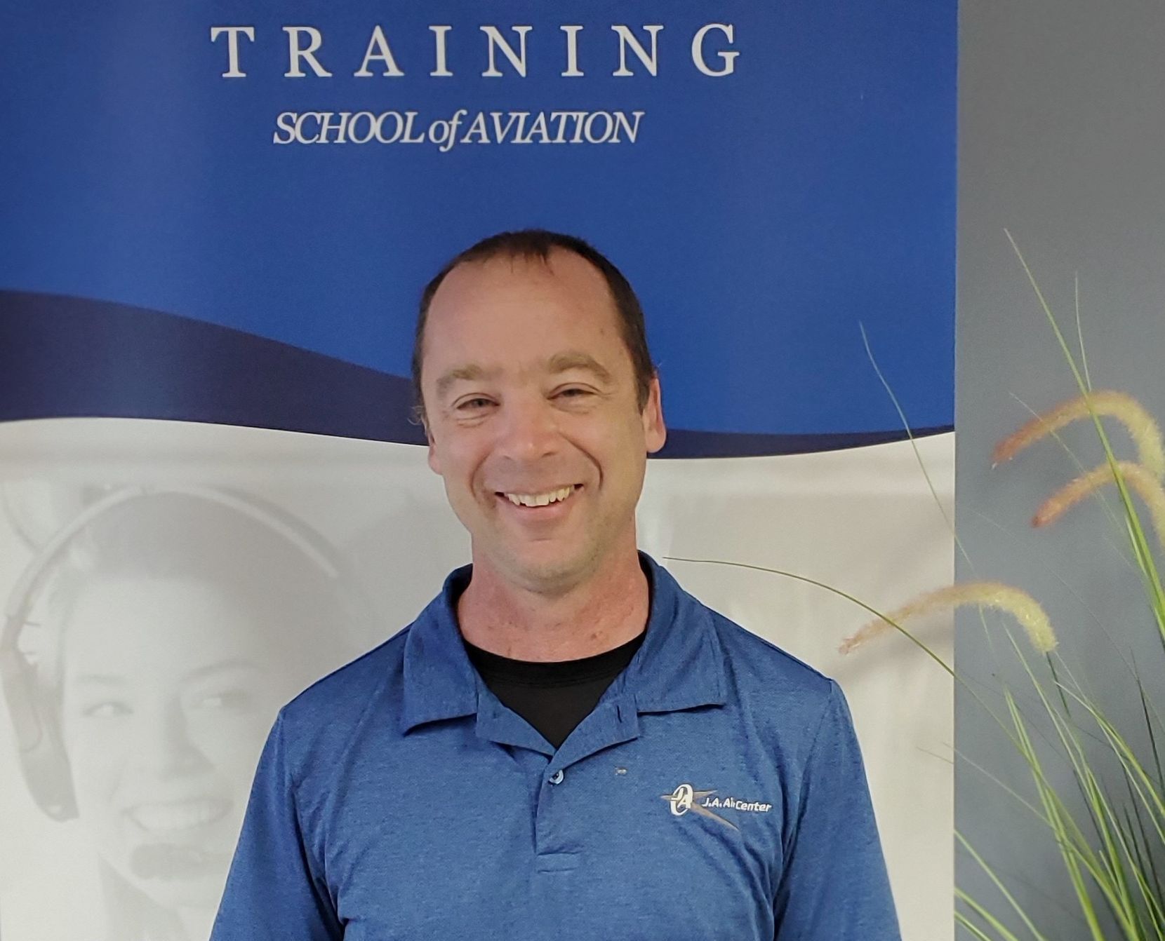 Headshot of Erik Swanberg, chief pilot and CFIA/CFII/MEI at JA Flight Training.