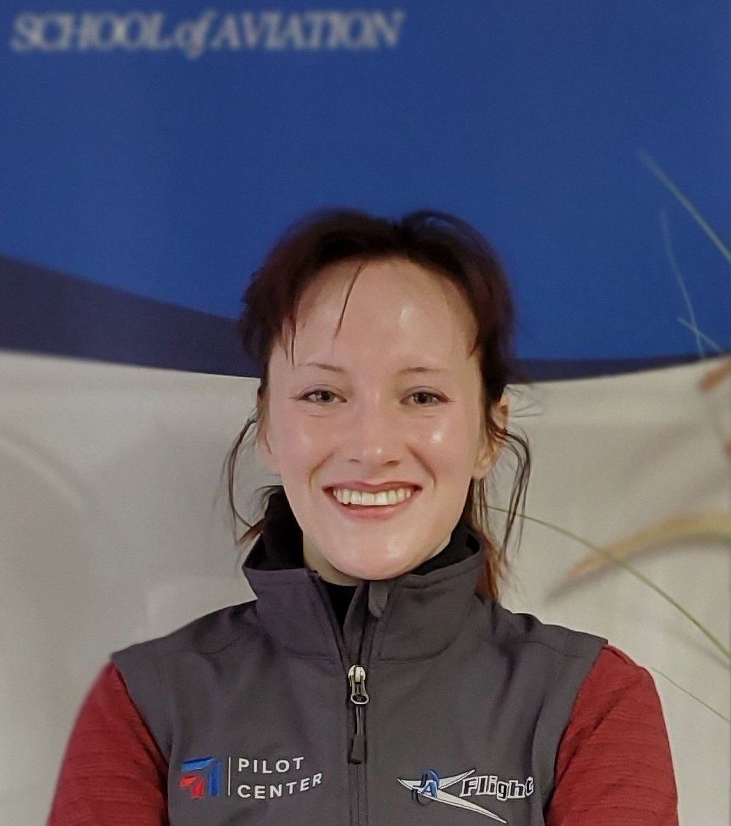 Headshot of Hanson Coleman, instructor and CFIA/CFII at JA Flight Training.