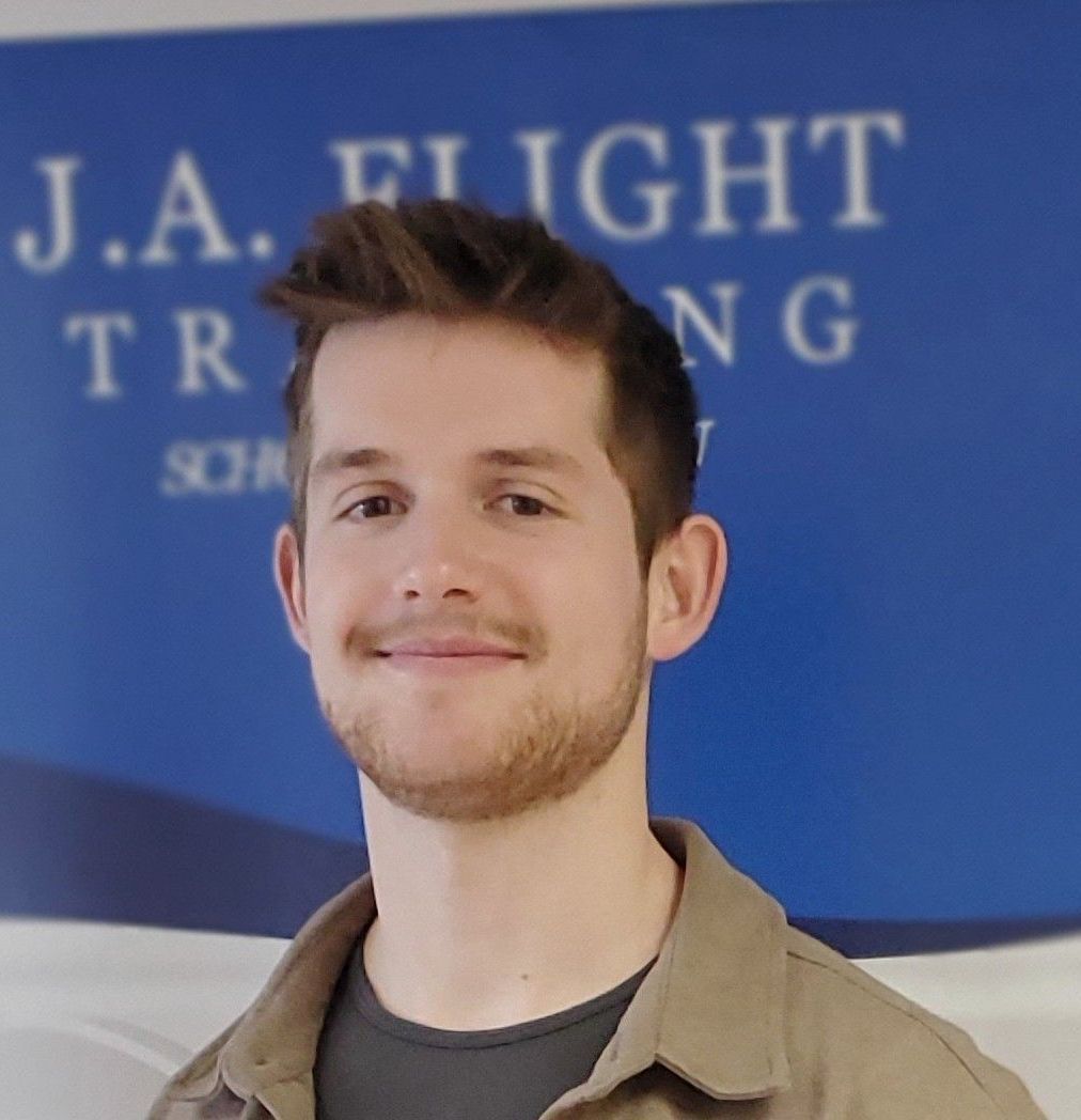 Headshot of Wilson Gifney, instructor and CFIA/CFII at JA Flight Training.